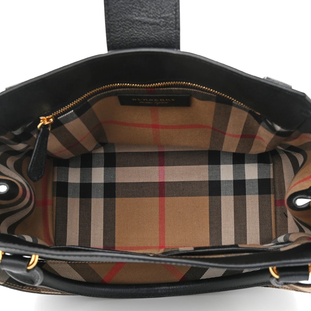 Burberry Buckle Medium