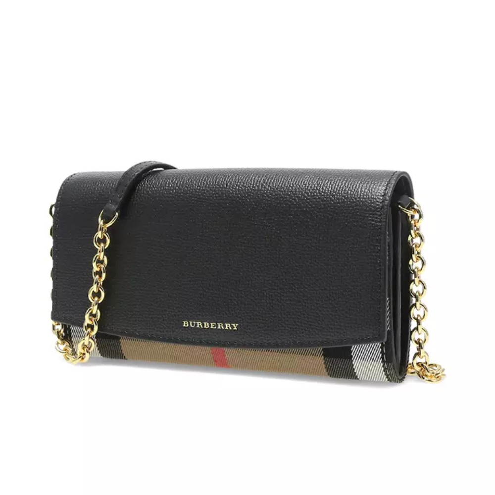 Burberry Henley Wallet On Chain