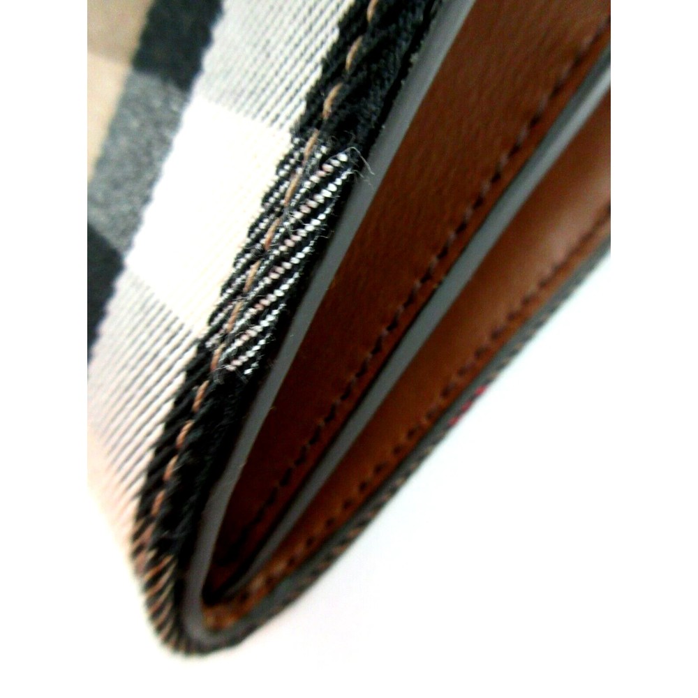 Burberry Henley Wallet On Chain