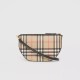 Vintage check olympia pouch in archive beige