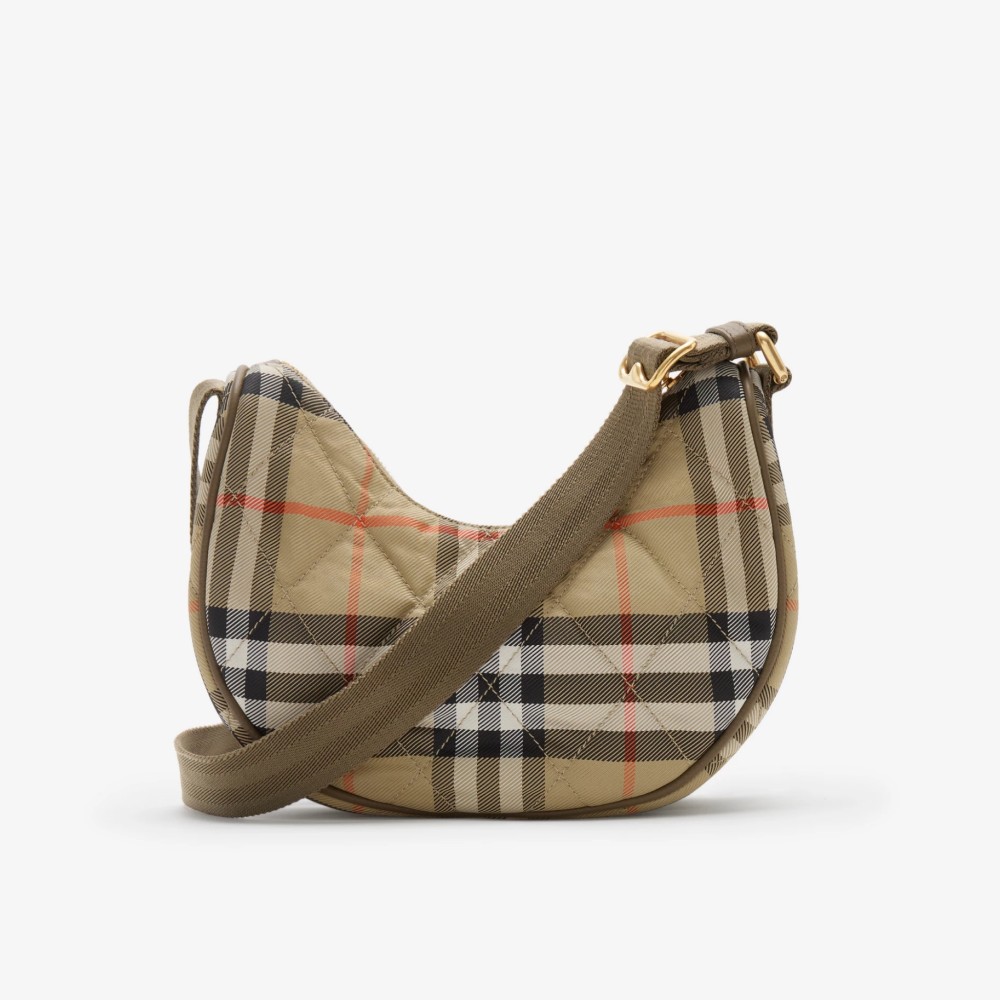 Burberry Buckle Medium