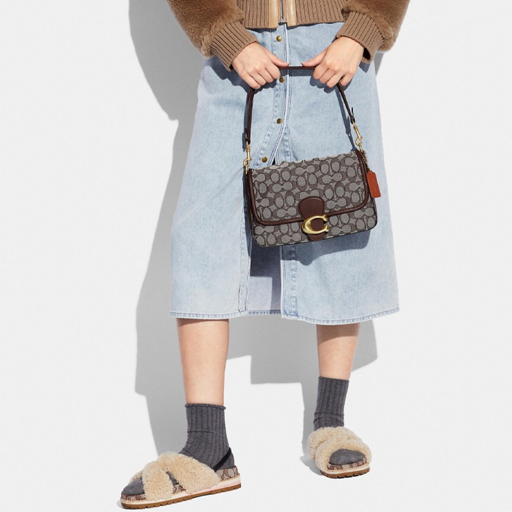 Tabby Shoulder Bags