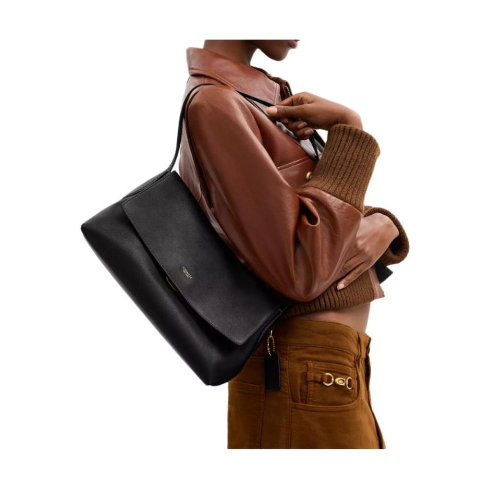 Chelsea Natural Grain Leather Shoulder Bag Large Women S Black