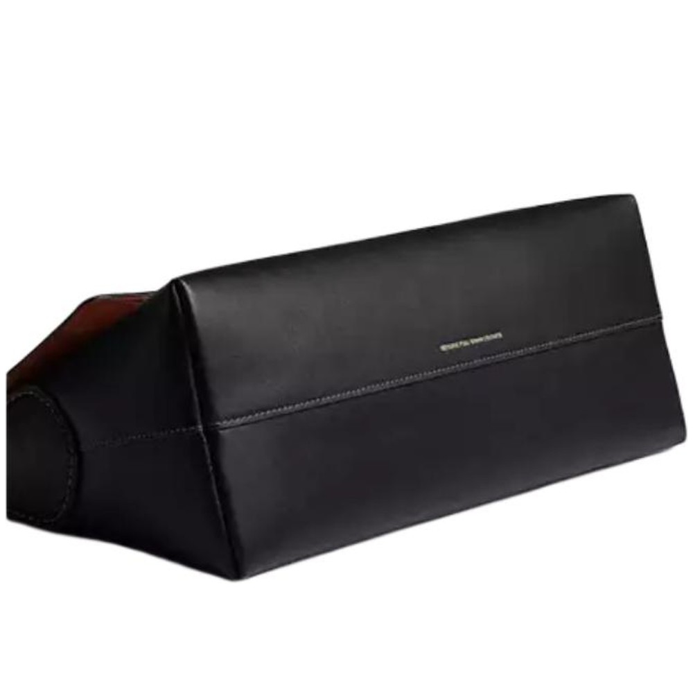 Chelsea Natural Grain Leather Shoulder Bag Large Women S Black