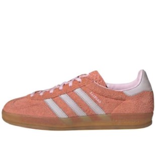Gazelle Indoor Wonder Clay Gum Women