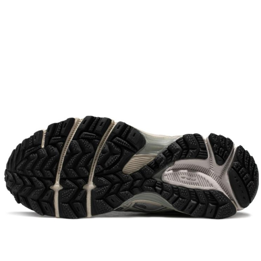 Gel Kahana 8 Silver Dark Grey Women S