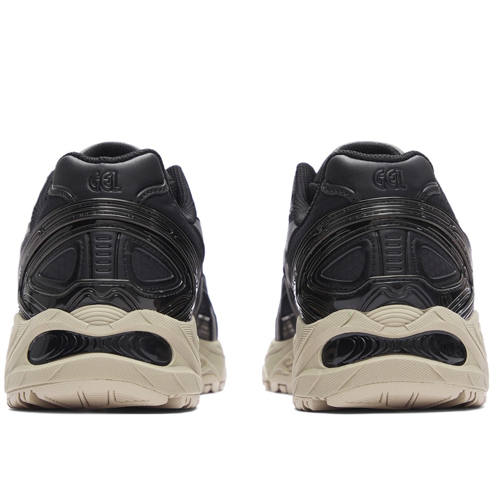 Gel Kahana Tr V4 Low Top Casual Shoes Unisex Black Brown