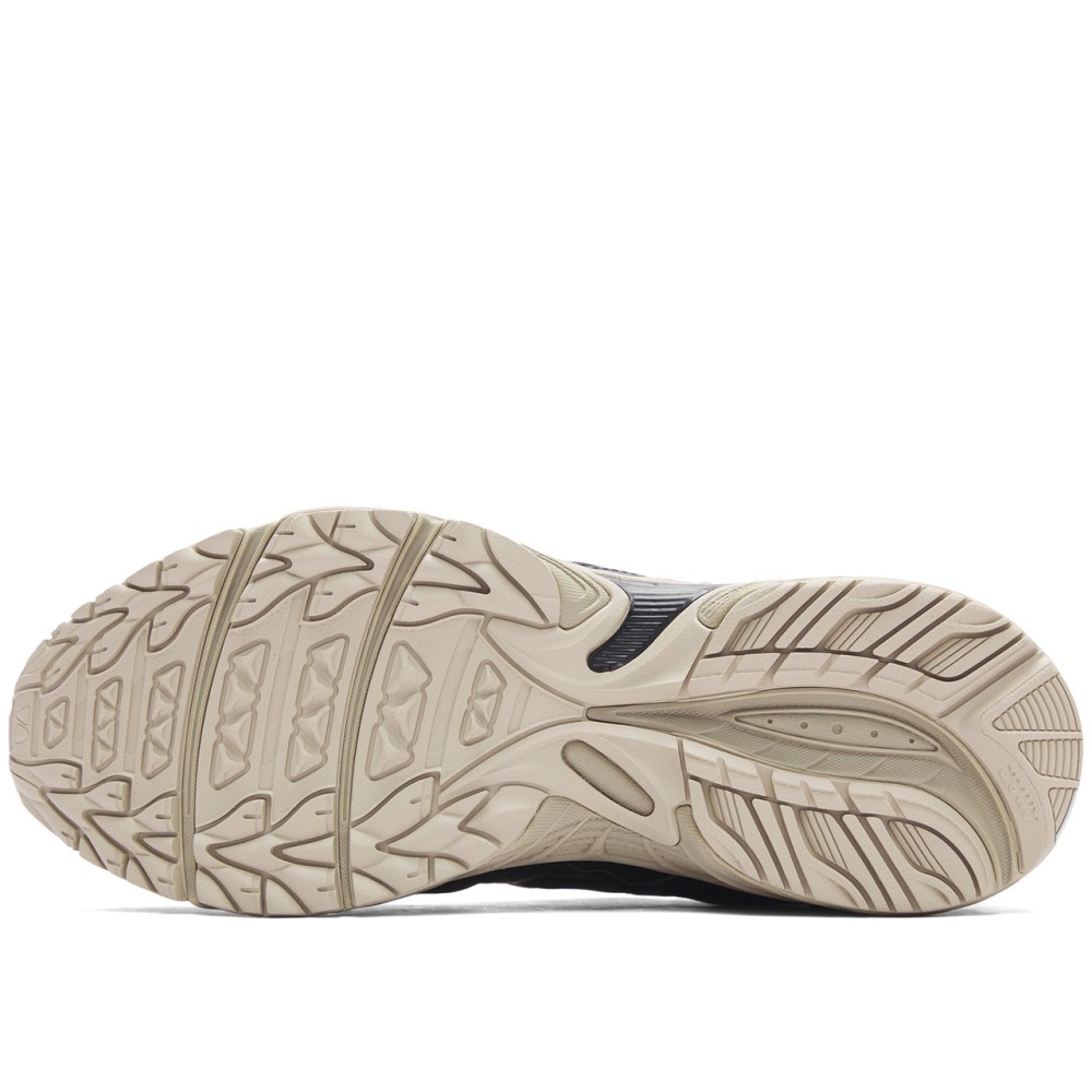 Gel Kahana Tr V4 Low Top Casual Shoes Unisex Black Brown