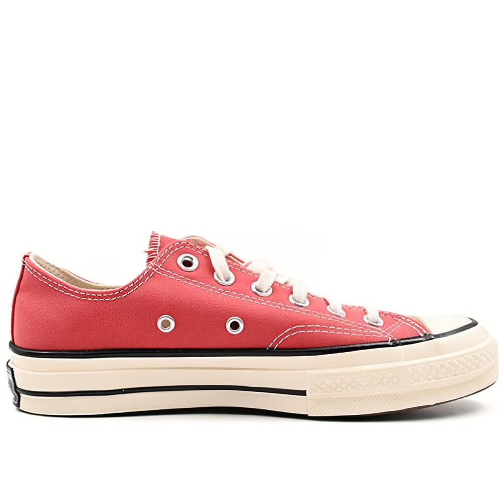 Chuck 70 Low Rhubarb Pie