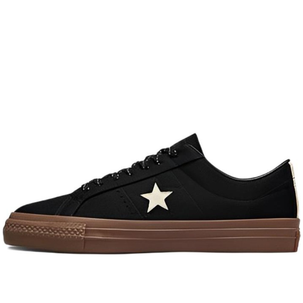 One Star Pro Low Black Dark Gum
