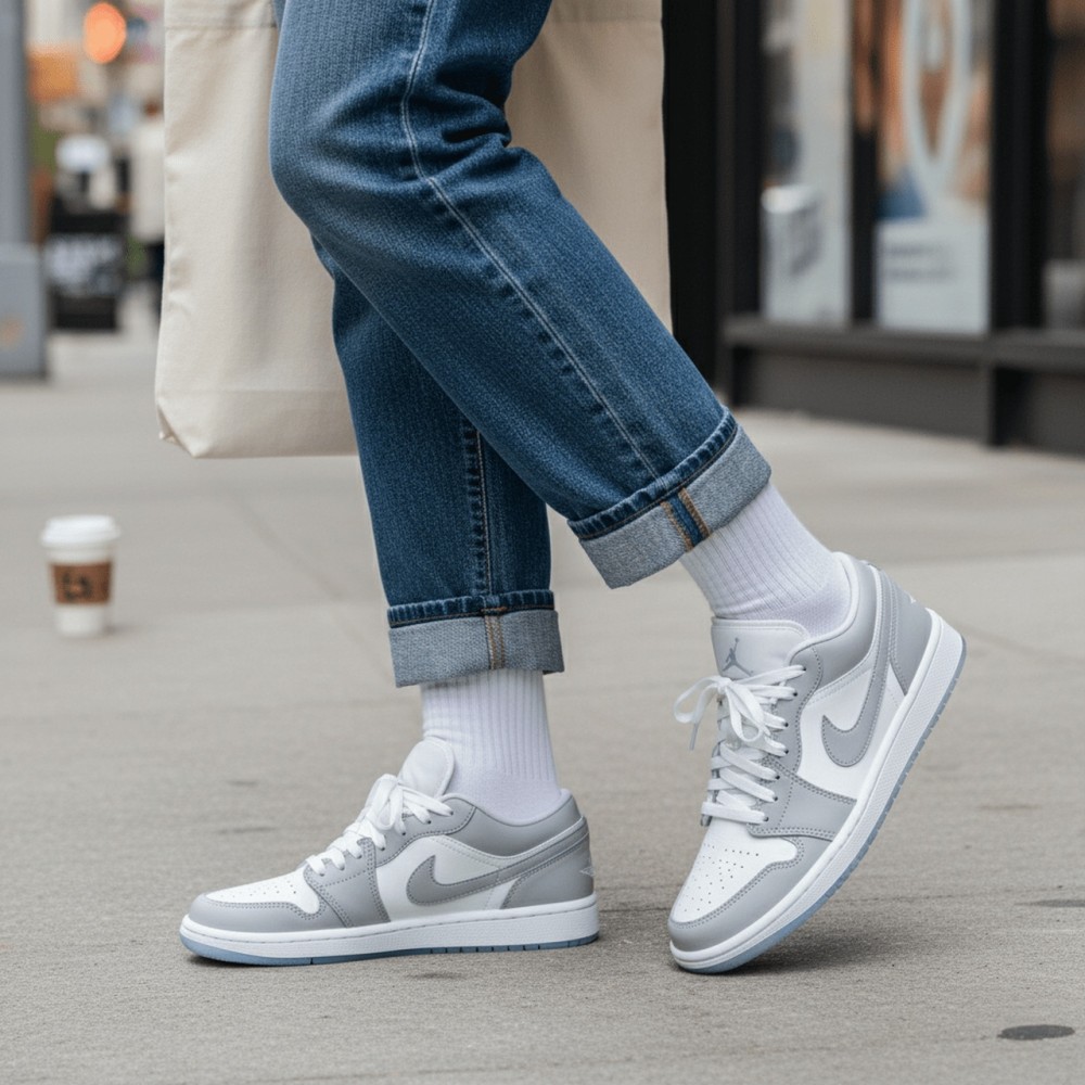 Air Jordan 1 Low Wolf Grey