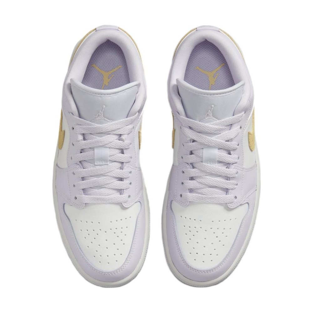 Air Jordan 1 Low Barely Grape