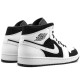 Air Jordan 1 Mid White Black