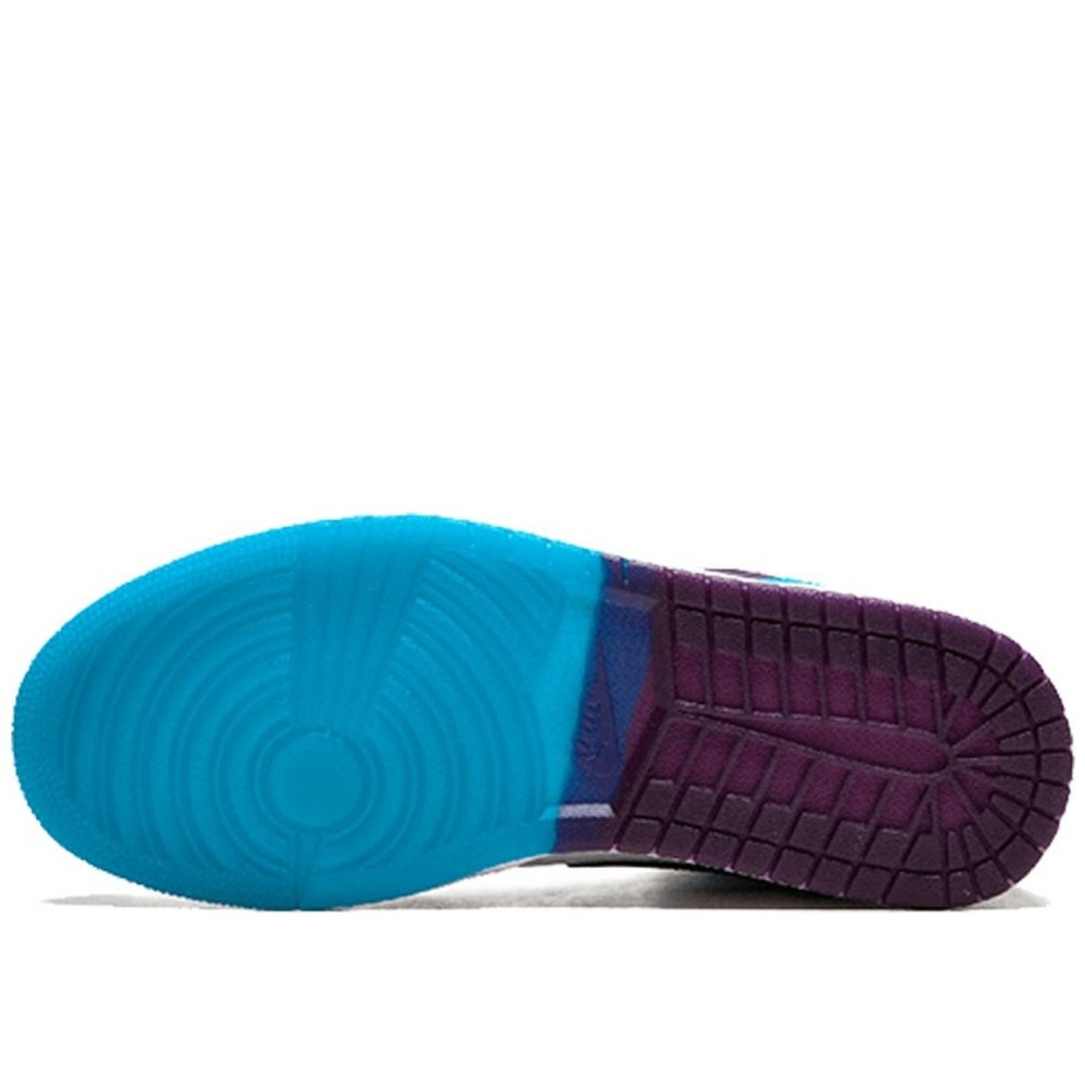 Air Jordan 1 Mid Hornets