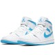 Air Jordan 1 Mid Unc