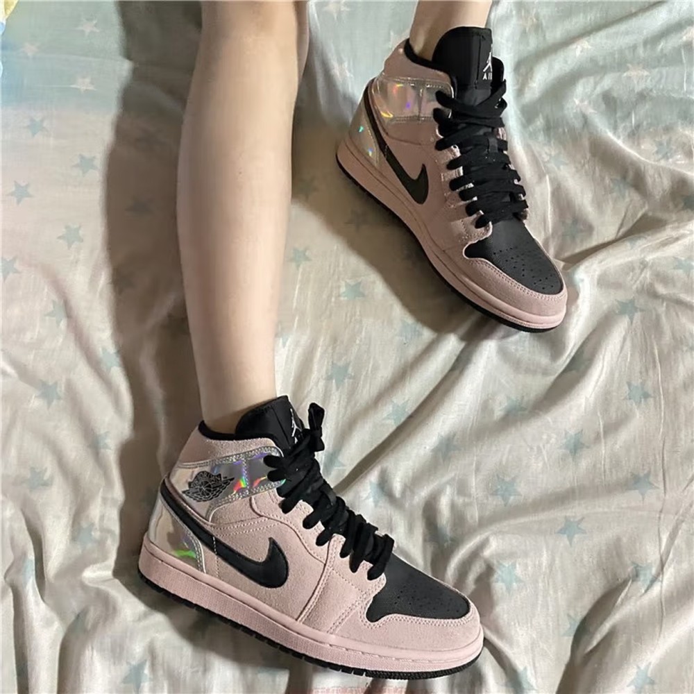 Air Jordan 1 Mid Dirty Powder Iridescent