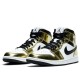 Air Jordan 1 Mid SE Metallic Gold