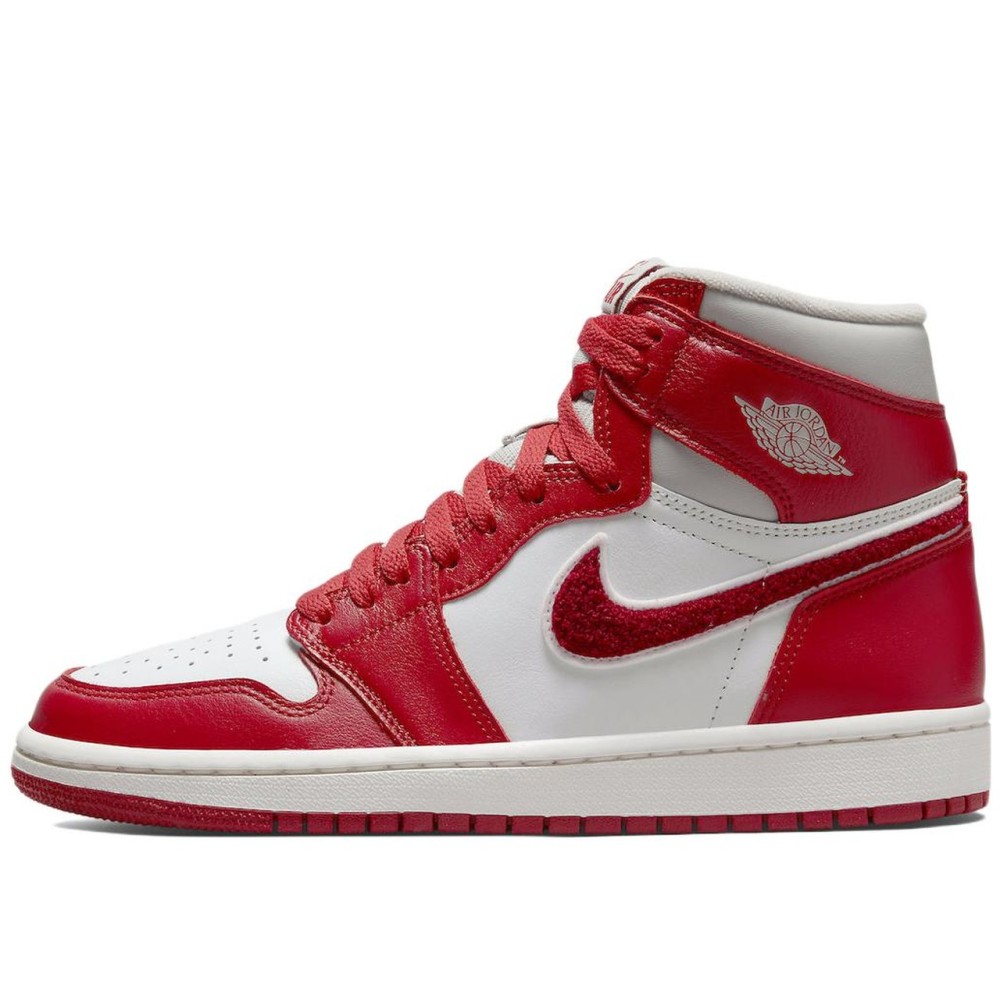 Air Jordan 1 High OG Varsity Red