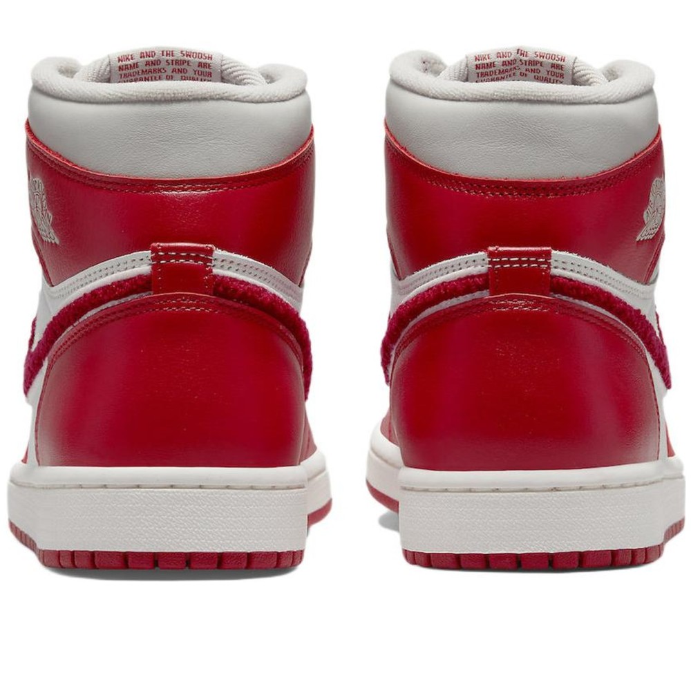 Air Jordan 1 High OG Varsity Red