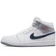 Air Jordan 1 Mid Paris