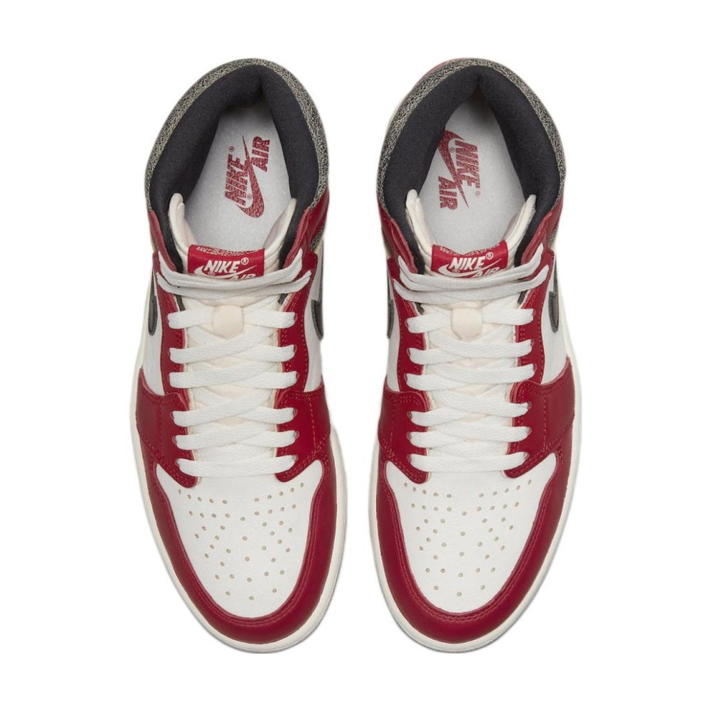 Air Jordan 1 High OG Chicago Lost Found