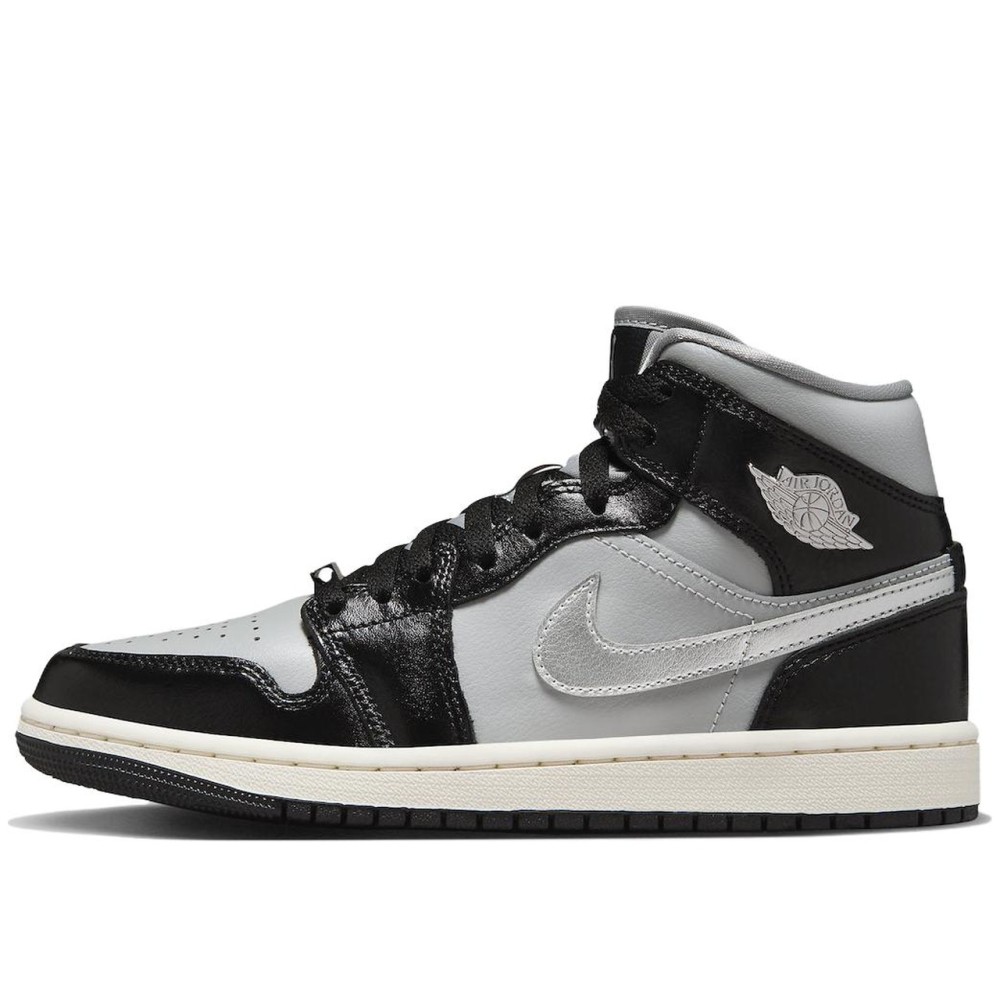 Air Jordan 1 Black Chrome