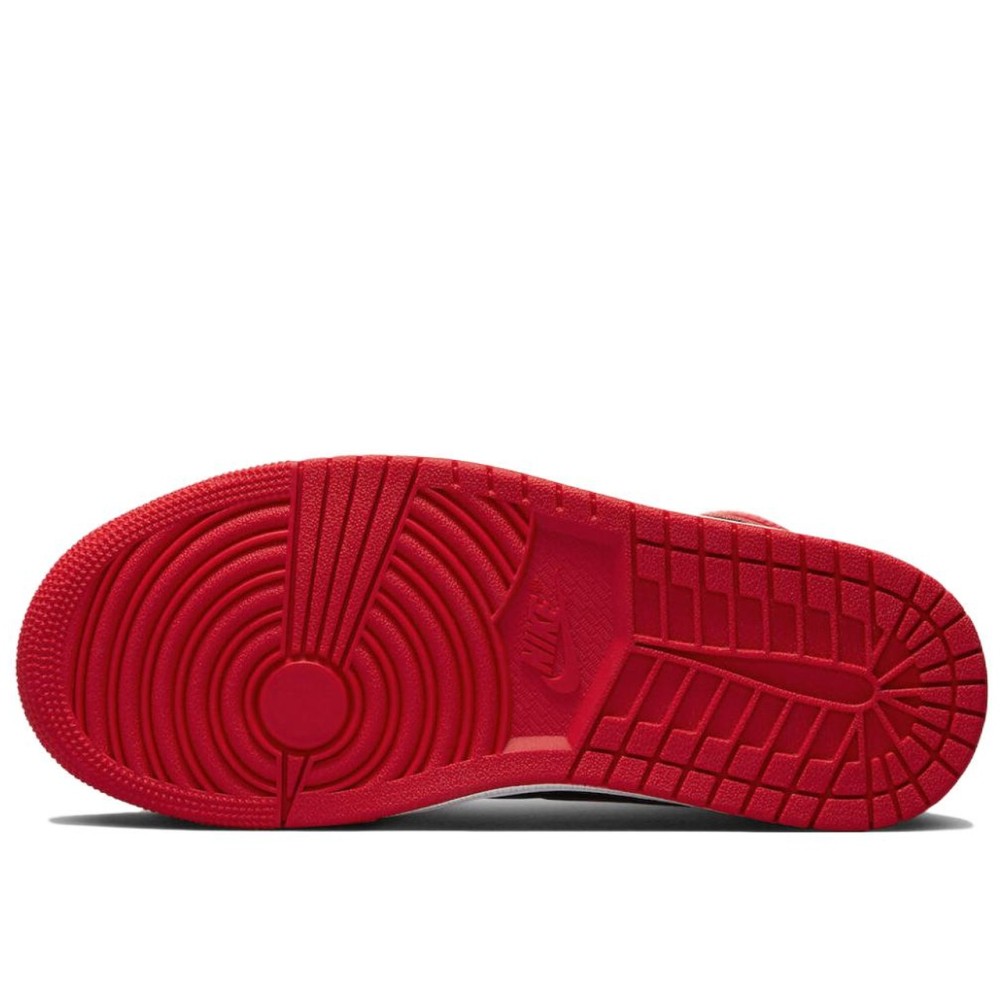 Air Jordan 1 High OG Satin Bred