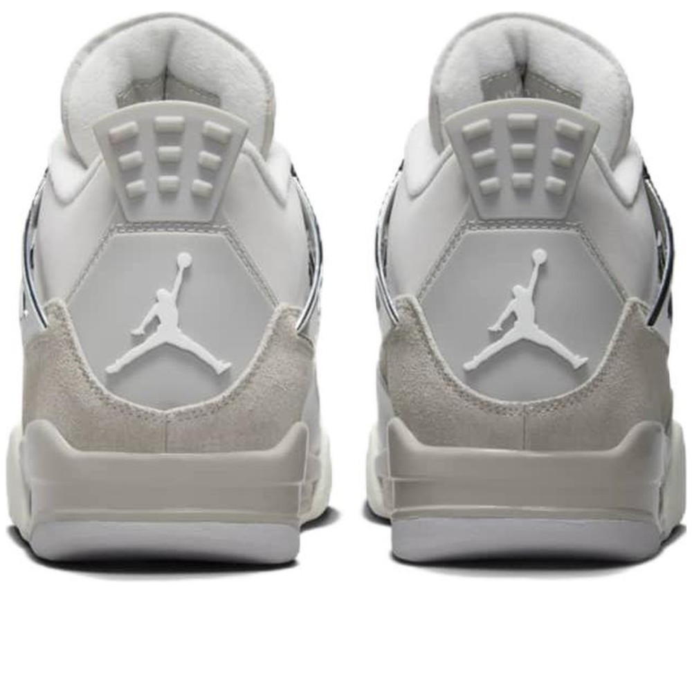 Air Jordan 4 Frozen Moments