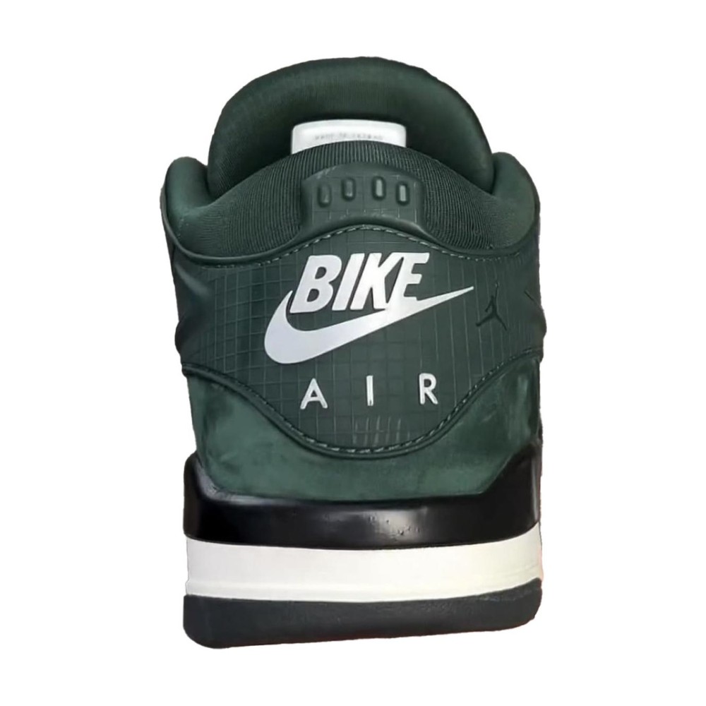 Air Jordan 4 RM SP Nigel Sylvester Grandma's Driveway