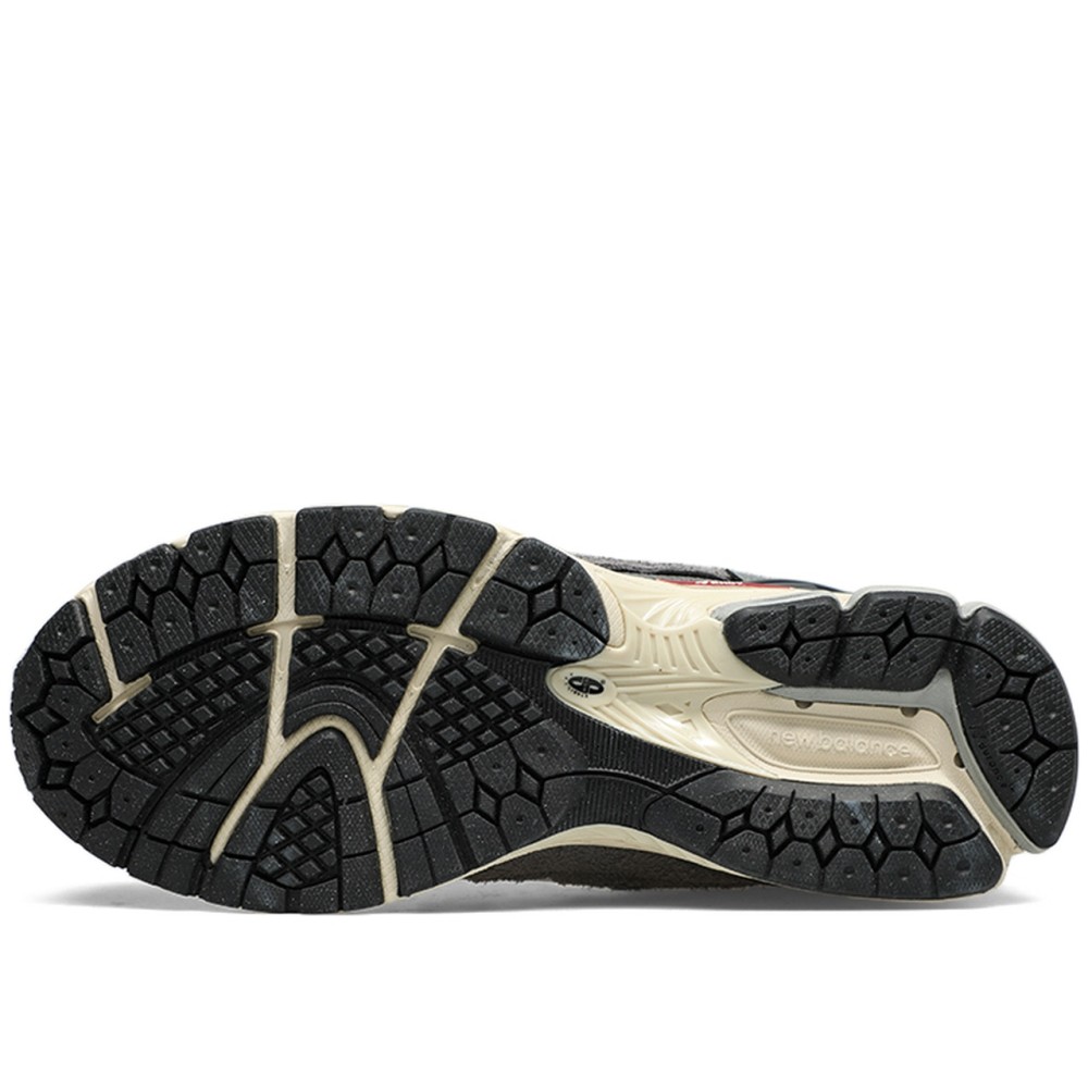 1906r Protection Pack Grey Sneakers