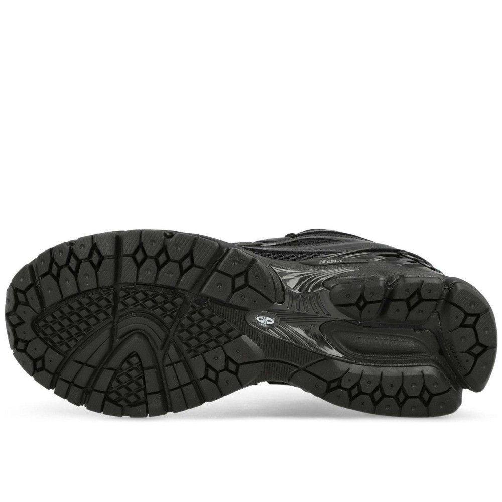 1906r Comme Des Garcons Homme Black