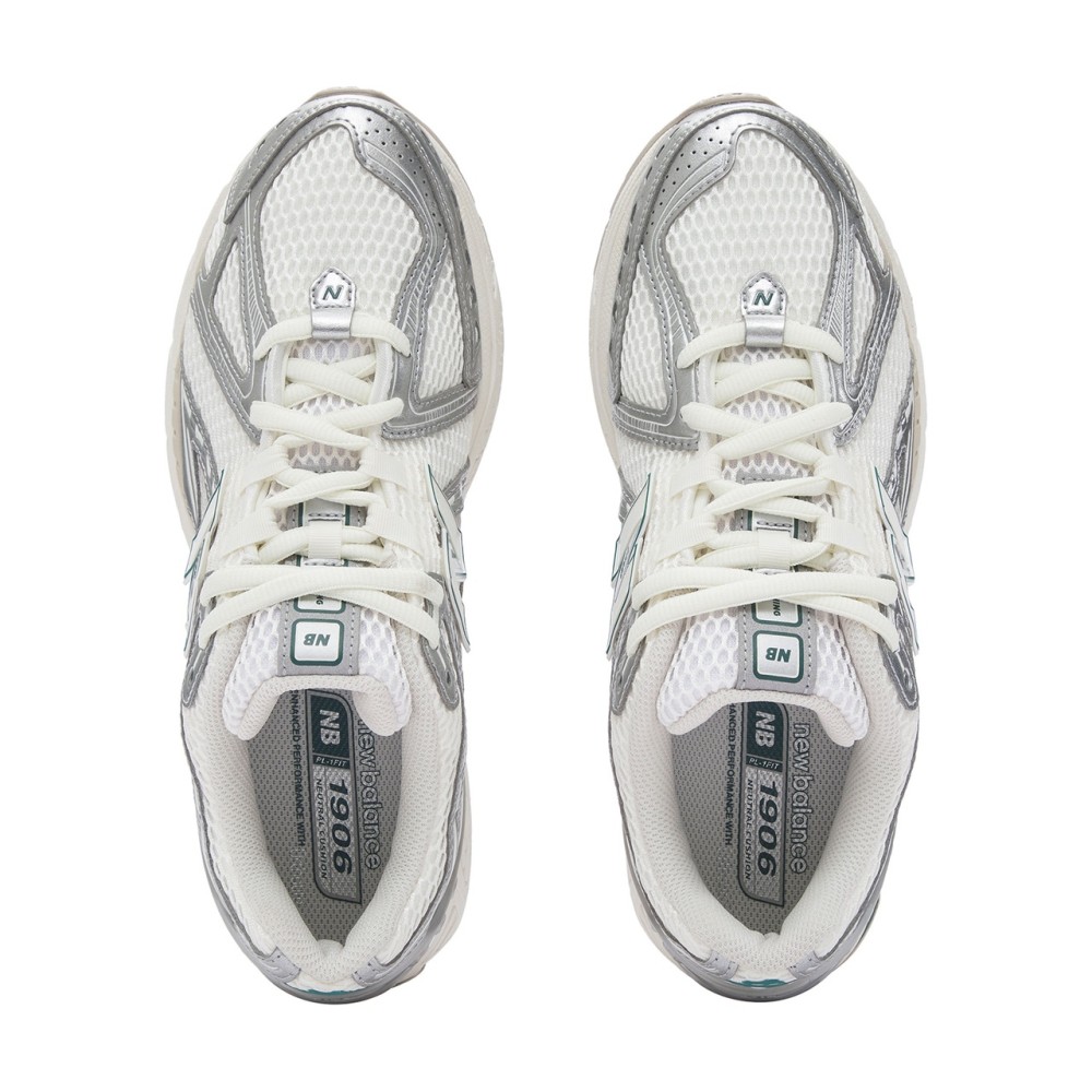 1906r Silver Metallic Cream