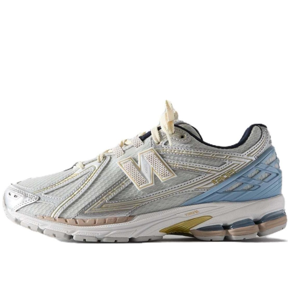 Kith x 1906r White