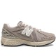 1906r Beige Cream