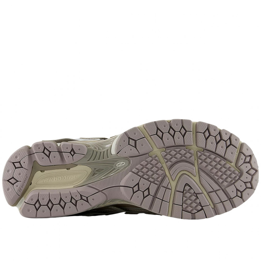 1906A Arid Stone