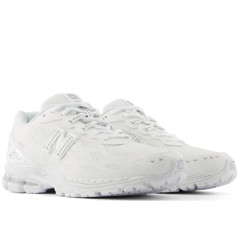 1906w Triple White