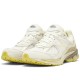 2002R White x Auralee