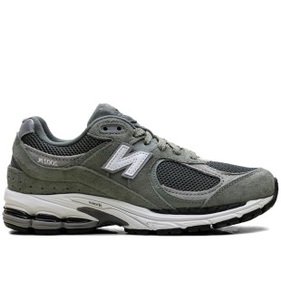 2002R sneakers