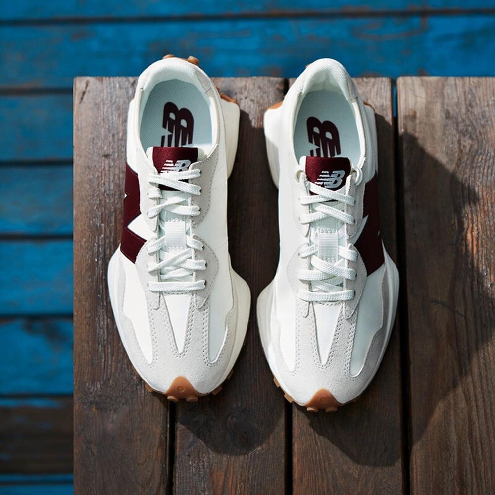 327 White Dark Red Women