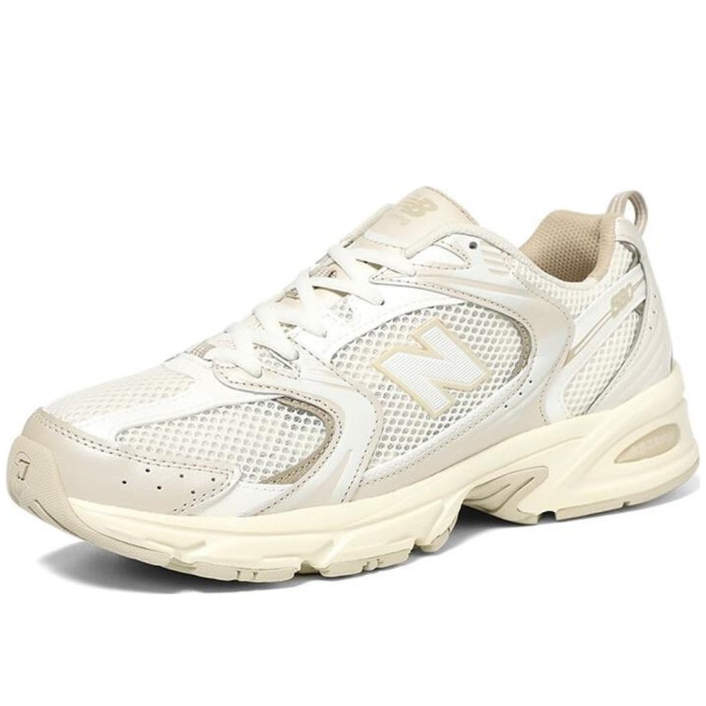 Logo Patch Low Sneakers