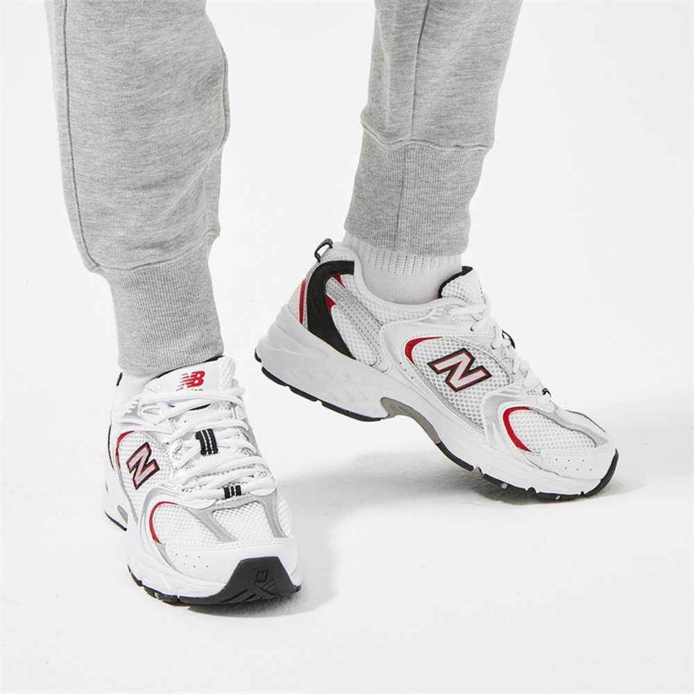 530 White Silver Red