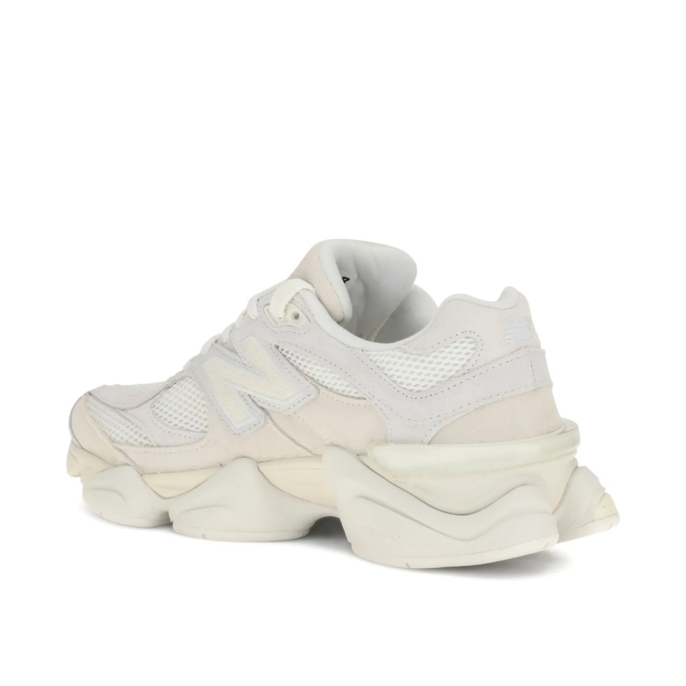 9060 Angora