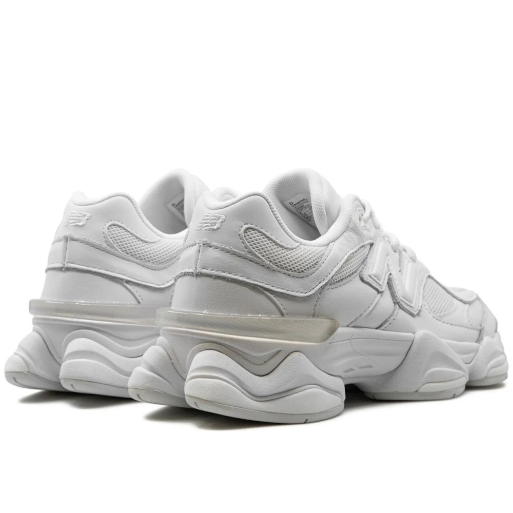9060 Triple White