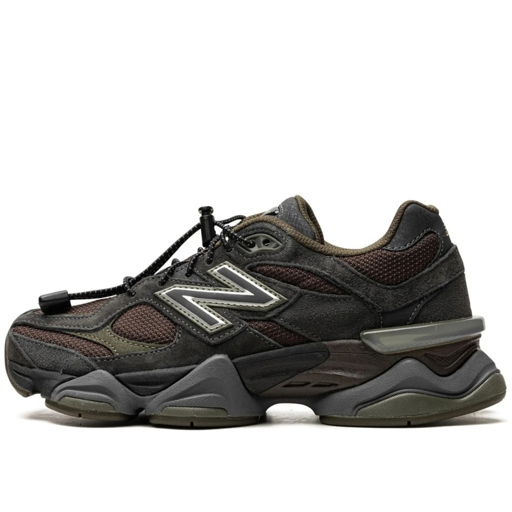 9060 Blacktop/Dark Moss/Black