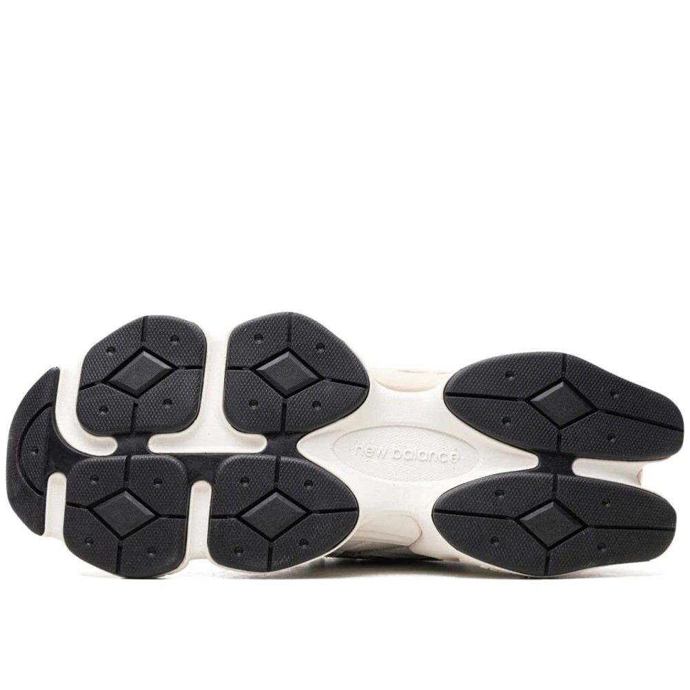 9060 White