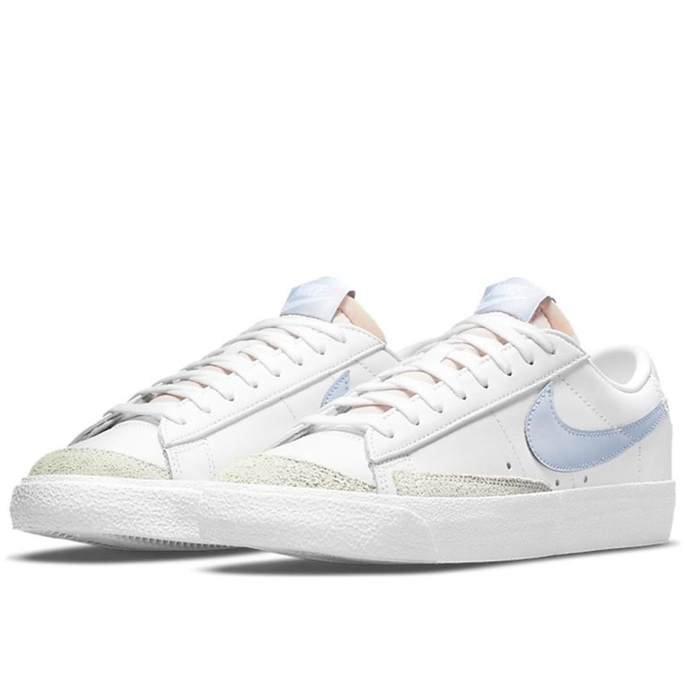 Blazer Low Ghost Women