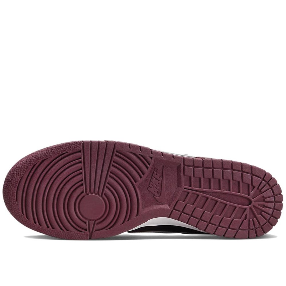 Dunk Low Dark Beetroot