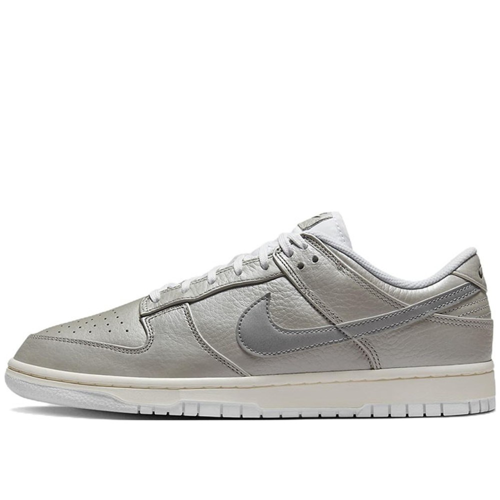 Dunk Low Metallic Silver