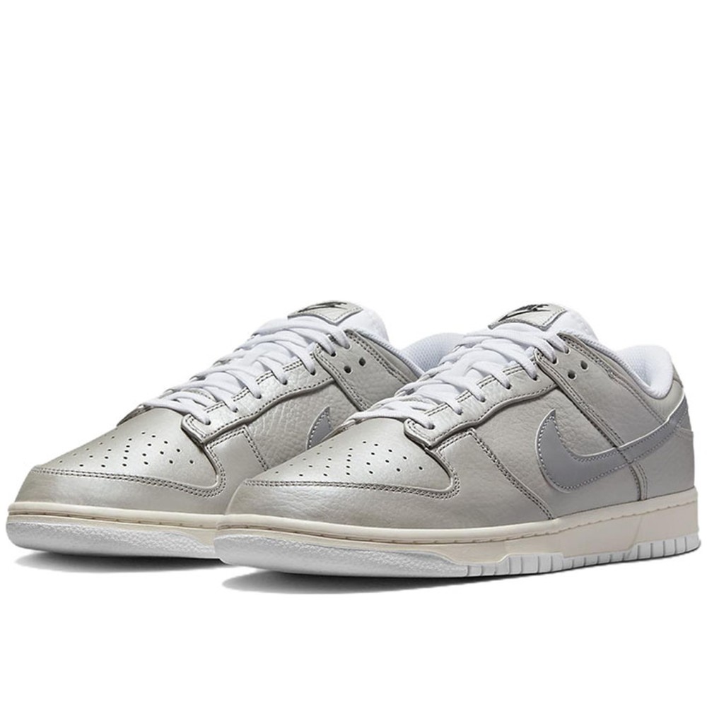 Dunk Low Metallic Silver