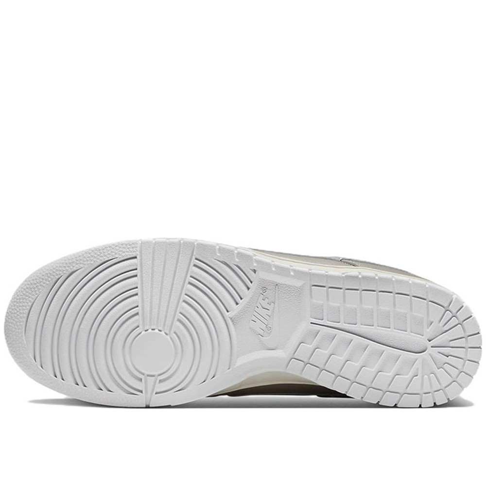 Dunk Low Metallic Silver